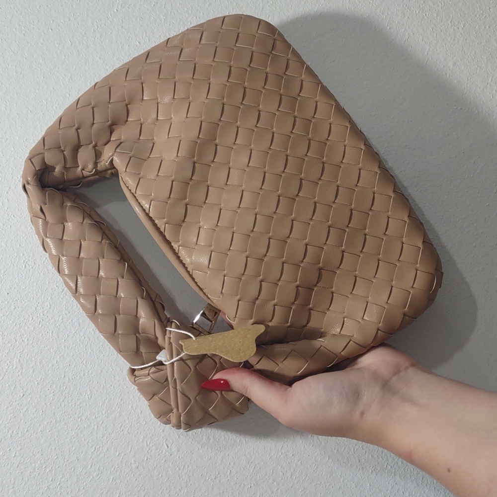 NWT Tan Woven Leather Bag Bottega Veneta Style
